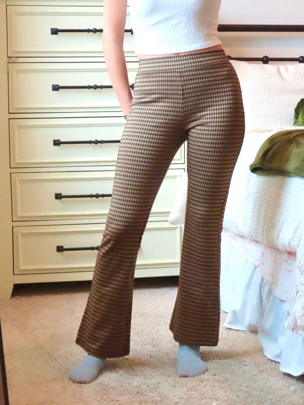 Ambiance Women’s Brown/Beige Houndstooth Flared Pants Size S
